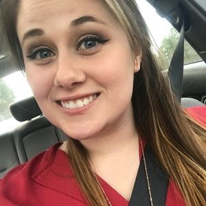 Meet your Posher, Casey